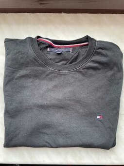 Černé pěkné tričko Tommy Hilfiger - S unisex