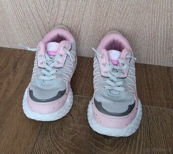 Dívčí sportovní boty Willard - vel. 32