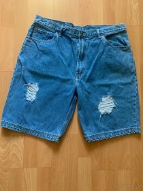 Džínové kraťasy
