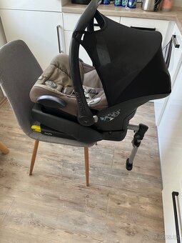 AUTOSEDAČKA MAXI COSI CABRIOFIX 0-13KG + ZÁKLADNA + PŘÍSL.
