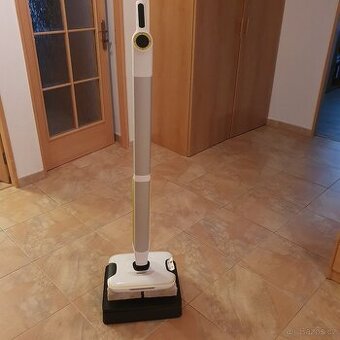 Podlahový čistič  Kärcher