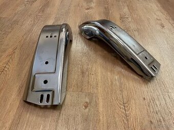 Originál L + P chromovaný roh předního nárazníku BMW e30