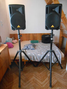 Prodám Akticvní 2x reprox Behringer B210 D 200W