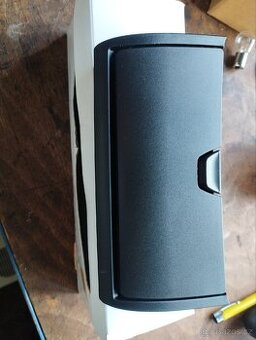 BMW X5 F15/X6 F16 odkládací přihrádka na brýle