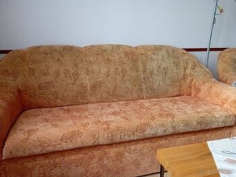 Daruji gauč a křeslo