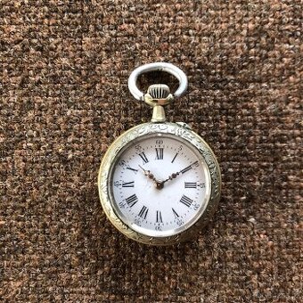 Staré kapesní hodinky