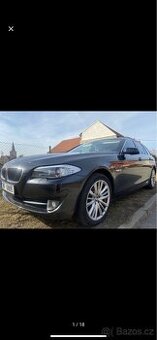 BMW f11 530d 180kw 06/2010 sport,masaze,velka navigace.