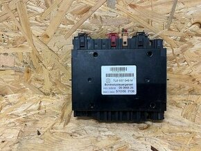 PALUBNÍ ŘÍDICÍ JEDNOTKA VOLKSWAGEN 7L6937049M