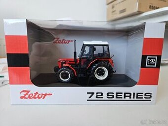 Kovový model traktor ZETOR 7245 UH 1:32