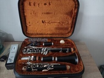 Prodám B Klarinet Amati ACL 315 po GO