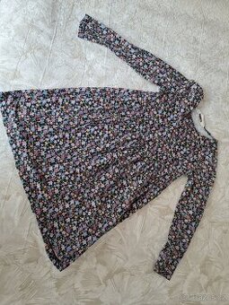 Šaty 122/128, 8 let