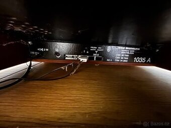 Staré gramorádio Tesla IDYLA 1035 A