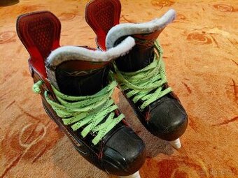 Hokejové dětské brusle Bauer Vapor 2.7, vel. 1.5 EE, (širší)