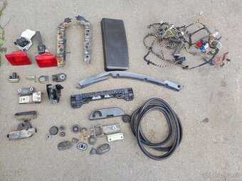 Díly Peugeot 407 combi