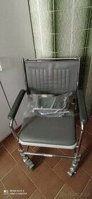 Invalidní židle