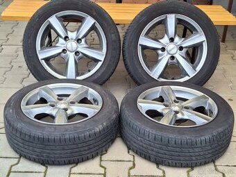 ALU disky Dezent 6,5Jx15 s pneu Nexen na Peugeot 206