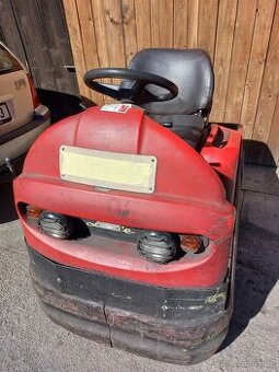 LINDE P60 elektrický tahač