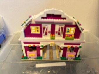 Lego friends staje a dalsi mini sety