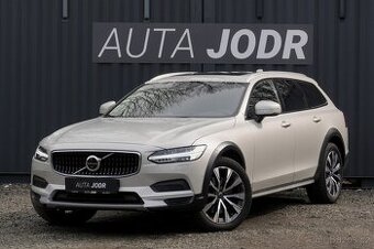 Volvo V90 2.0 D5 Cross Country, AWD PRO, Tažné, B&W, Head-up