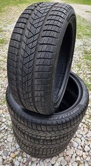 Zánovní zimní pneu Pirelli Sottozero RFT 225/40/19