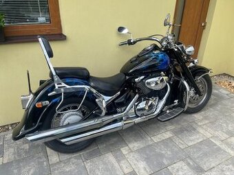 Suzuki VL 800 Volusia