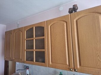 Kuchyň a sedaci souprava