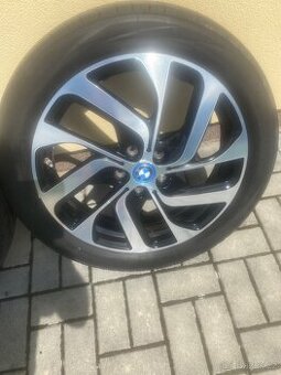 Alu kola bmw i3 letni