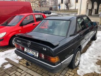 Mercedes-benz 190E - 1