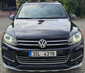 Touareg 3.0TDI V6 4X4|ACC|Automat|vzduch|Webasto