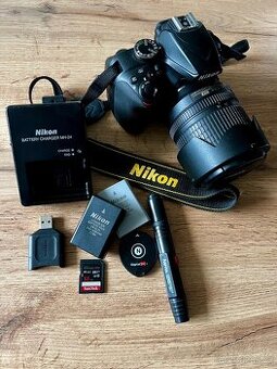 Nikon D3400 + Nikon 18-105mm 1:3,5-5,6G ED + příslušenství
