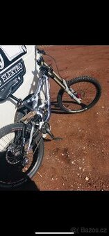 Specialized demo 8