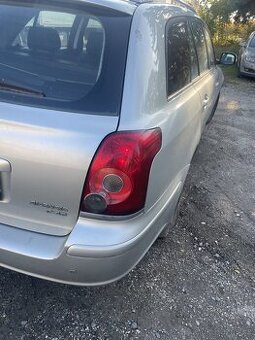 Toyota Avensis T25 2007 2.0 d4d 93kw
