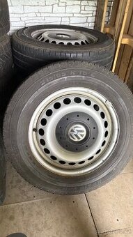 Prodám sadu kol se zátěžovými pneu R16 C - dodávka VW, 5x120