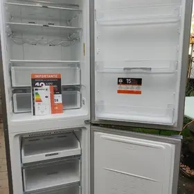 lednice s mrazákem Whirlpool,190/59cm, 6smysl,A+++