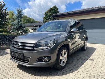 WV TIGUAN 2.0TDI 110KW 4x4 LOUNG 2015