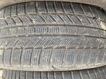 Zimní pneu 215/55/R17 Continental TS870