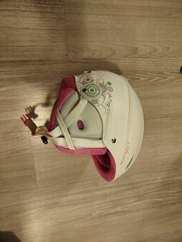 Prodám přilbu na lyže