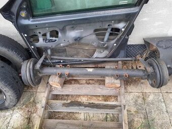 Přední náprava na multikáru