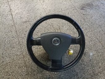 Kožený volant Passat B6.
