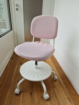 IKEA dětská otočná židle VIMUND