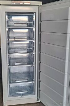 AEG ELECTROLUX 6 šup. mrazák, 220L.