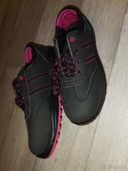 Dámská pracovní obuv