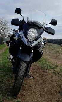Suzuki Vstrom 650 xt, první majitel