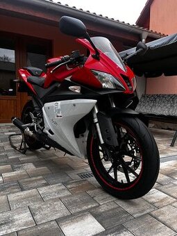 Yamaha yzf r125