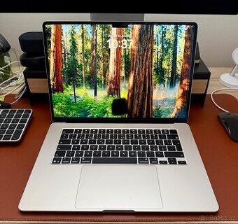 MacBook Air 15,3″ M4 | 16GB RAM | 512GB SSD | ZÁRUKA 9/2026