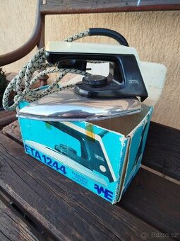 Retro žehlička ETA