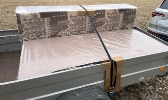 Válenda s úložným prostorem