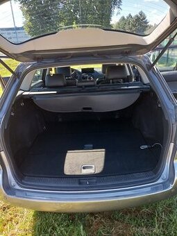 Roleta kufru Mazda 6 GY