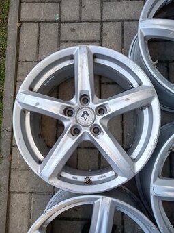 ALU kola R17 5x114.3 7.5J ET55 střed 60.1