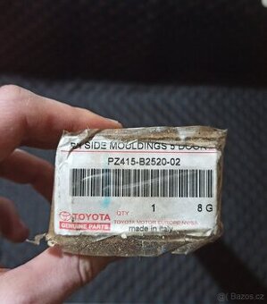 Boční ochranné lišty OEM Toyota Yaris I